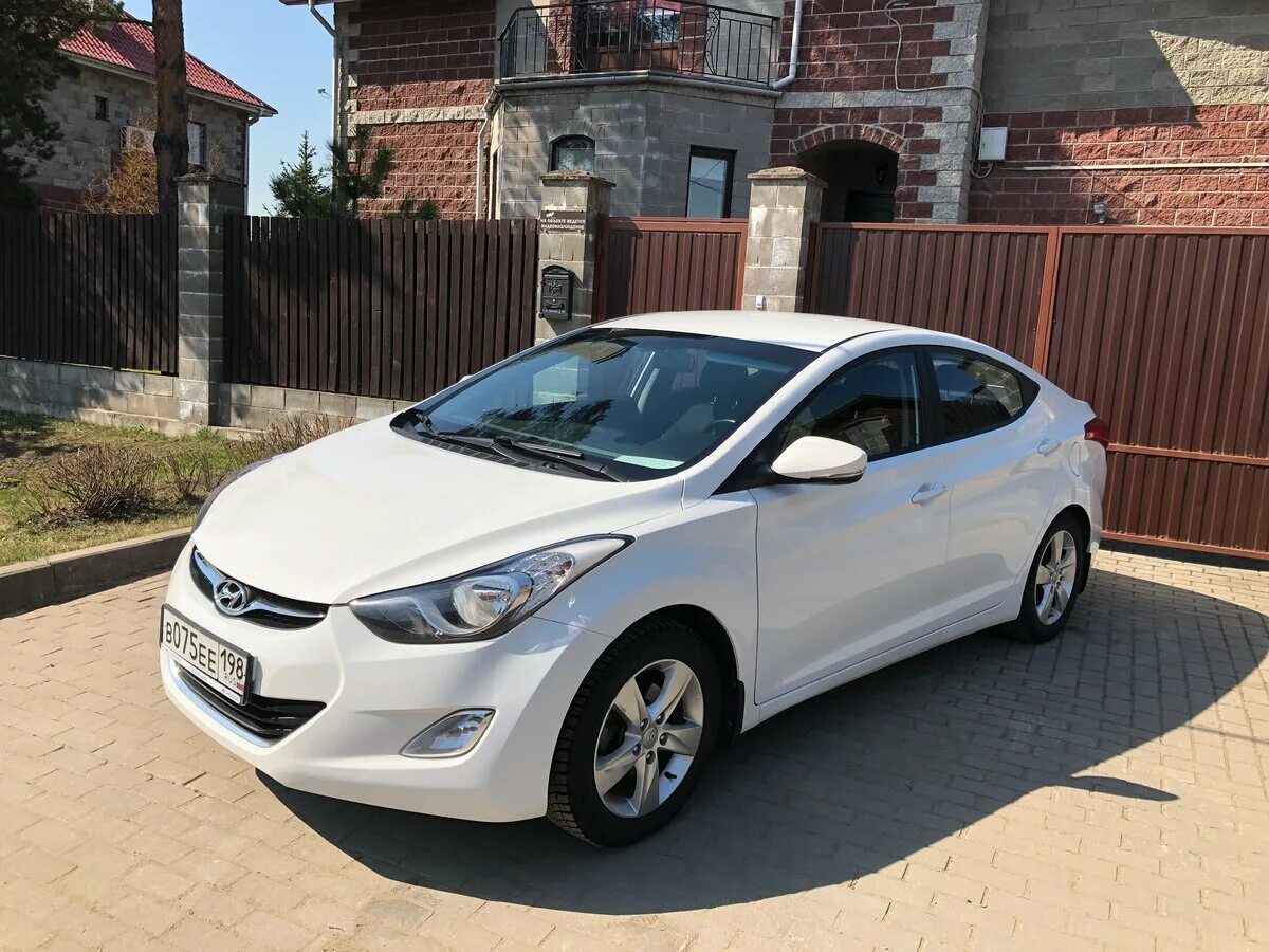 Элантра 2012 года. Hyundai Elantra 2013. Hyundai Elantra MD 2013. Hyundai Elantra MD 1.8. Hyundai Elantra v (MD).