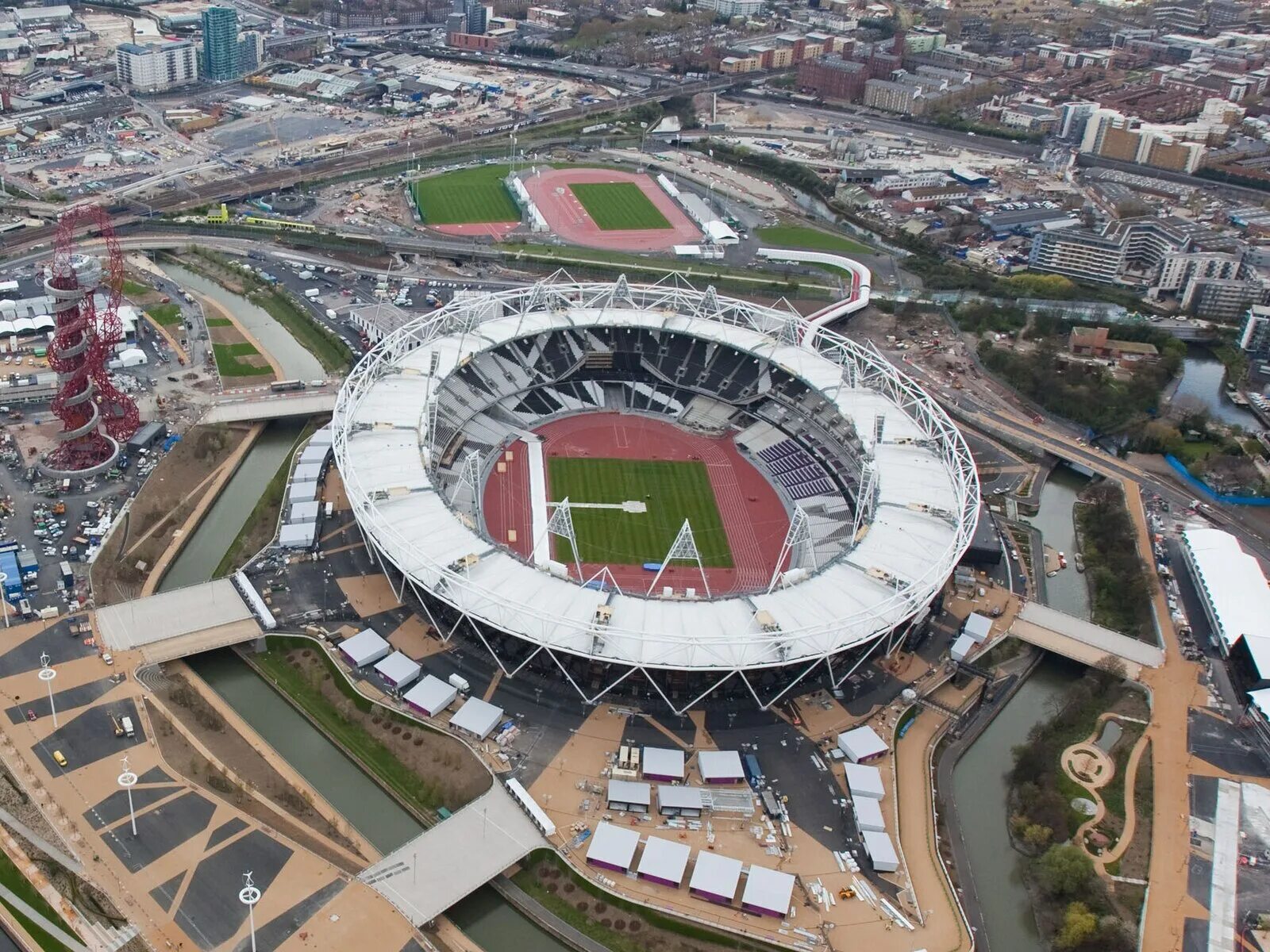 Olympic stadium. Олимпийский стадион Лондон 2012. Олимпийский стадион (Лондон). Стратфорд стадион. Олимпийский стадион Париж.