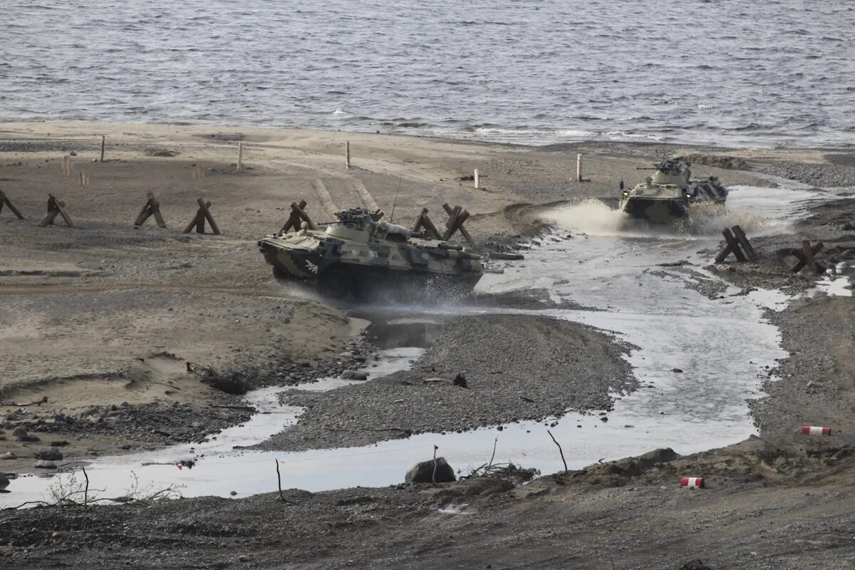 Последний высадка. Высадка морского десанта. Тактический морской десант. Высадка морской пехоты России. Морские десантные операции.