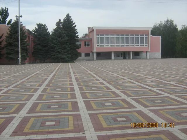Церковь Покрова Пресвятой Богородицы, Целина (Целинский район), фотография. фаса