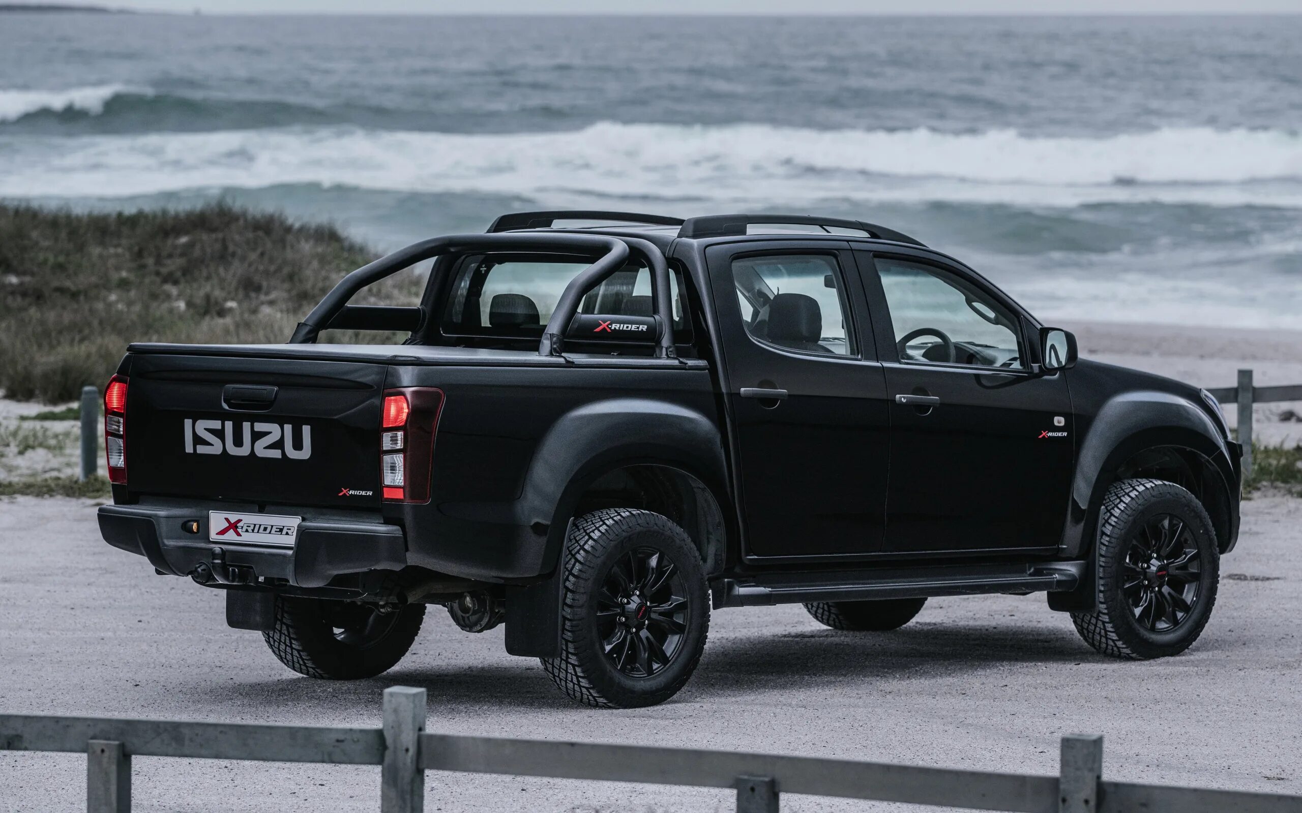 Ди макс. Isuzu d-Max. Isuzu d-Max 2019. Isuzu d-Max 2023 черный. Исудзу ди Макс 2021.