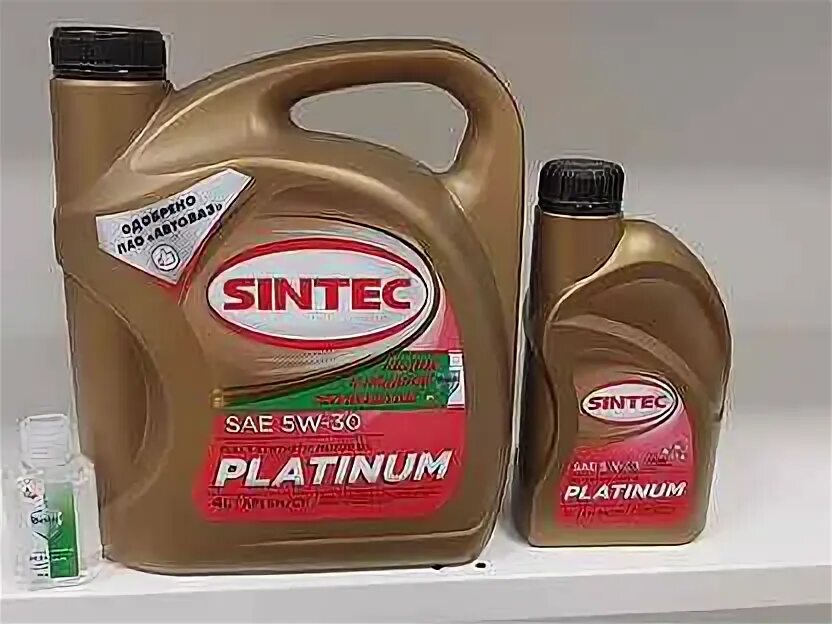 Sintec platinum sae 5w 30. Синтек платинум 5w30. Sintec Platinum 5w-30. Моторное масло Синтек платинум 4л. Sintec Platinum 5w-30 cf5.