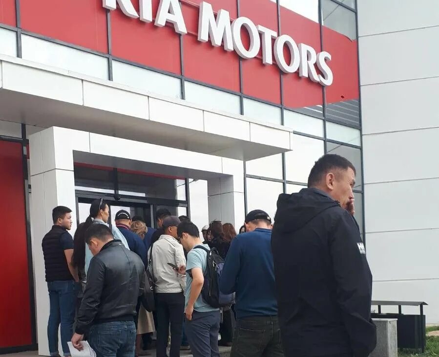 Информация об очереди в детский сад. Очередь на льготную путевку в санаторий. Жилье по программе молодая семья. Льготная очередь. Санаторно курортная очередь.