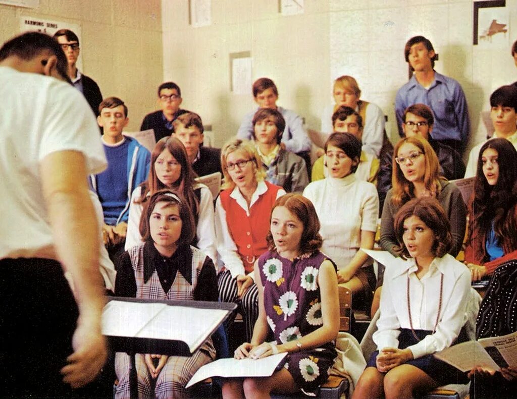 Школы 80х. Школа США В 1970 Е. Школы США 70е. Школа Америка 80е годы. Америка в 80-е годы Эстетика школа.