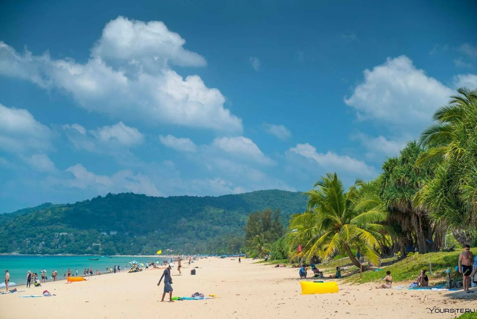 Karon beach phuket отзывы. Паттайя карон бич. vip karon. karon lee. пхукет ката карон картинка.