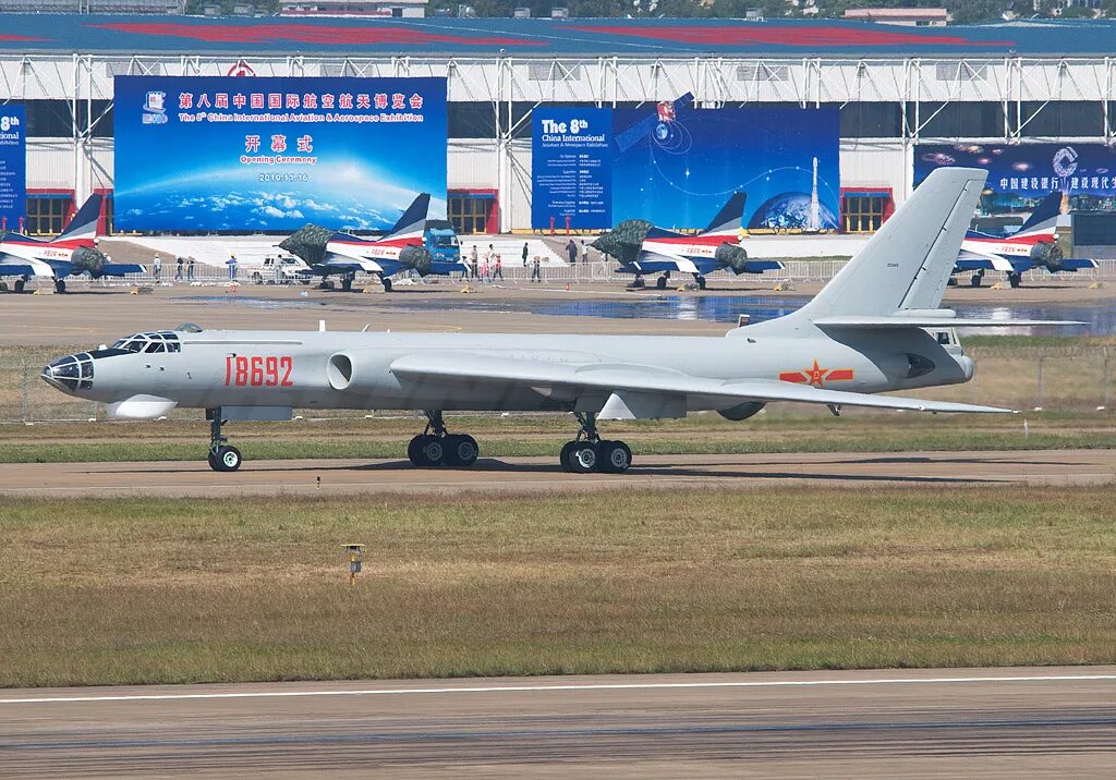 Чанчунь китай фото. Ту-16 «хун-6» (китай). Землетрясение в провинции сычуань 2008. 6 июня китай. Китай площадь тяньаньмэнь 1989.