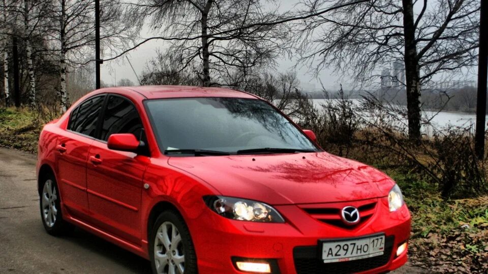 Мазда 3 красная седан. Мазда 3 2006 красная. Mazda 3 2007 красная. Красная Мазда 3 БК седан.