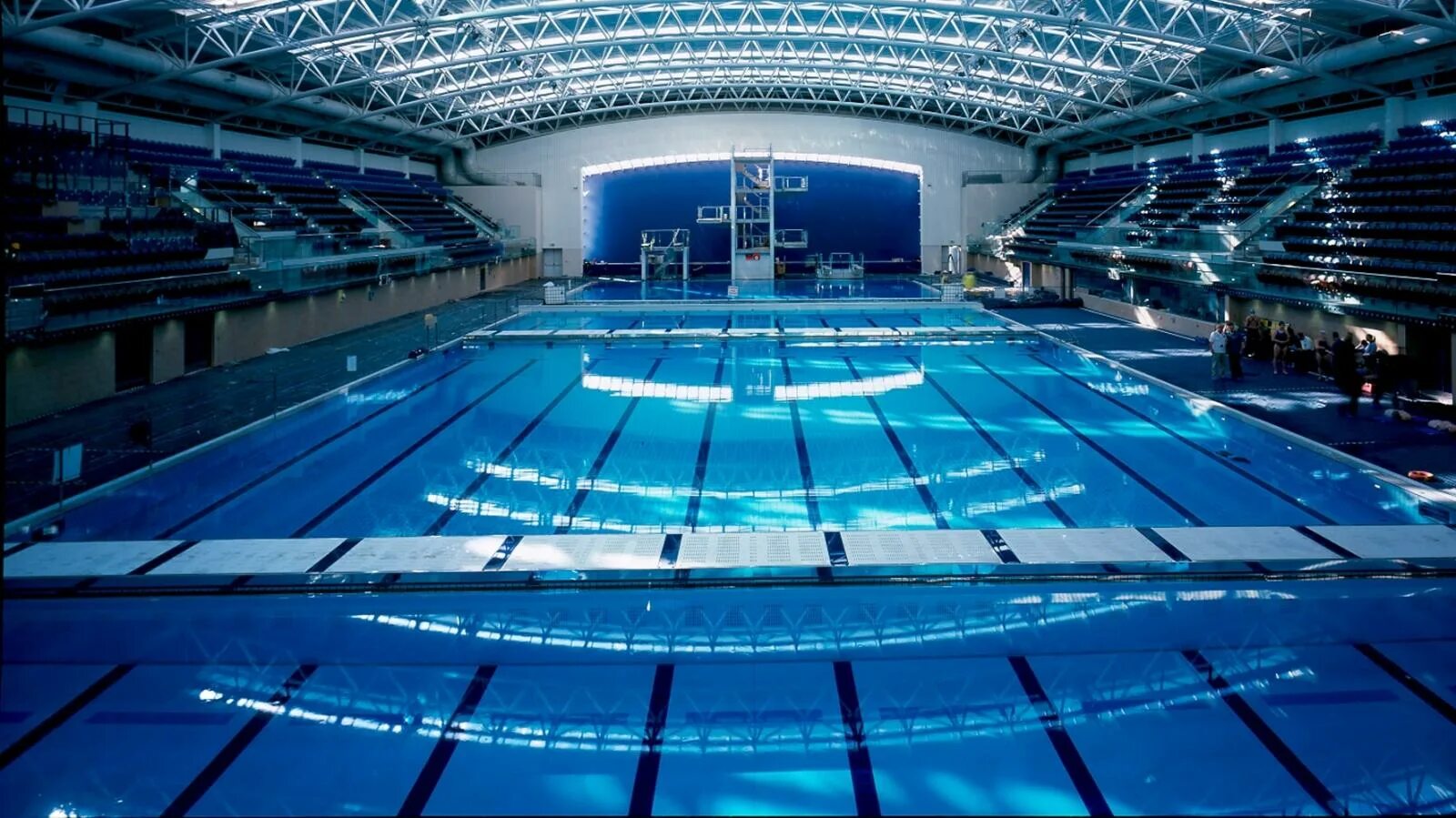 Спортивный бассейн. The sports centre is the swimming pool. Олимпийский бассейн в пекине. The sports centre is the swimming pool. Відкриті спортивні споруди.