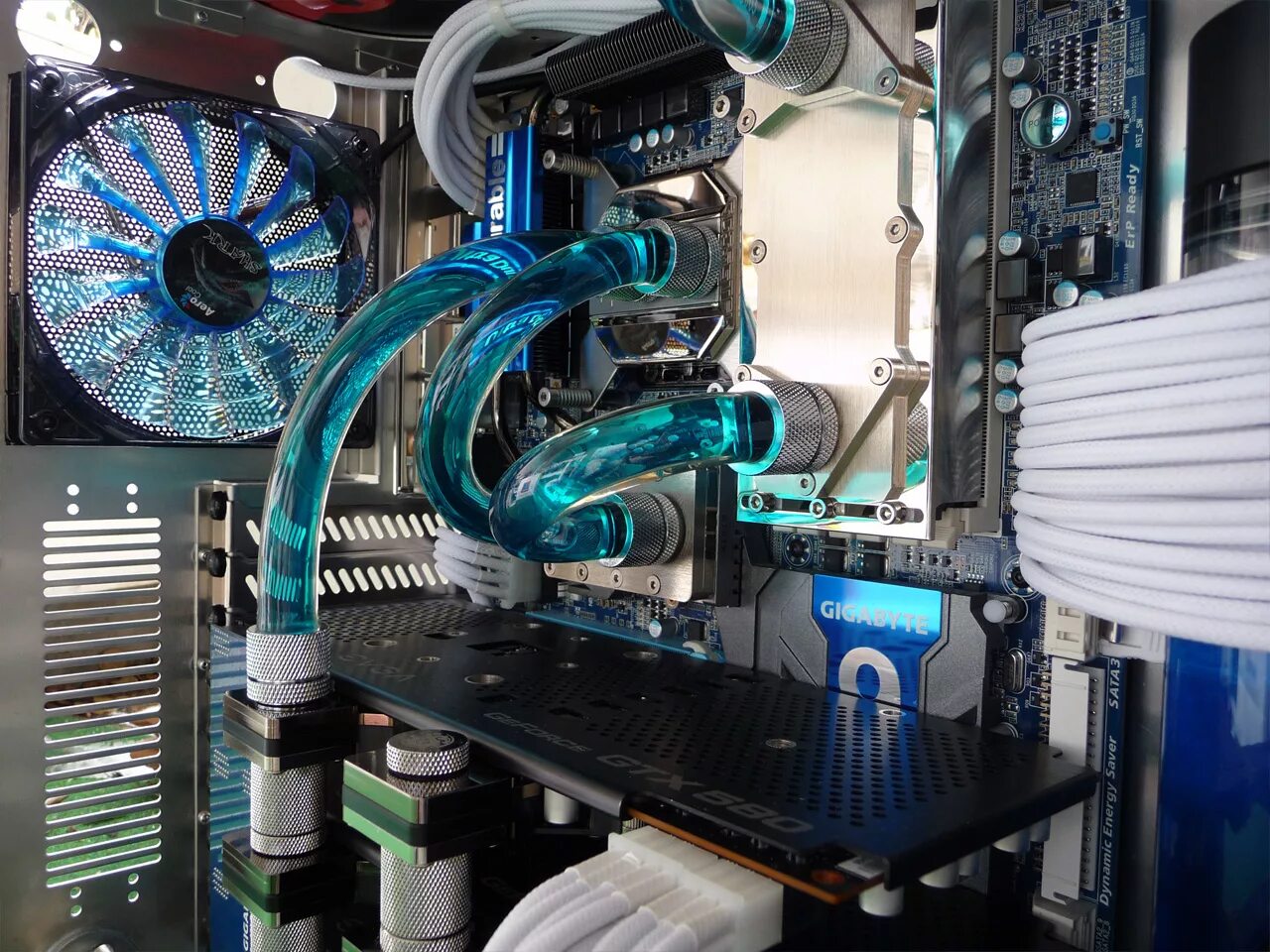 MSI 360 Water Cooling. Жидкостная система охлаждения Hydro 360. Кастомная система жидкостного охлаждения. GEFORCE 4080 Liquid Cooling.