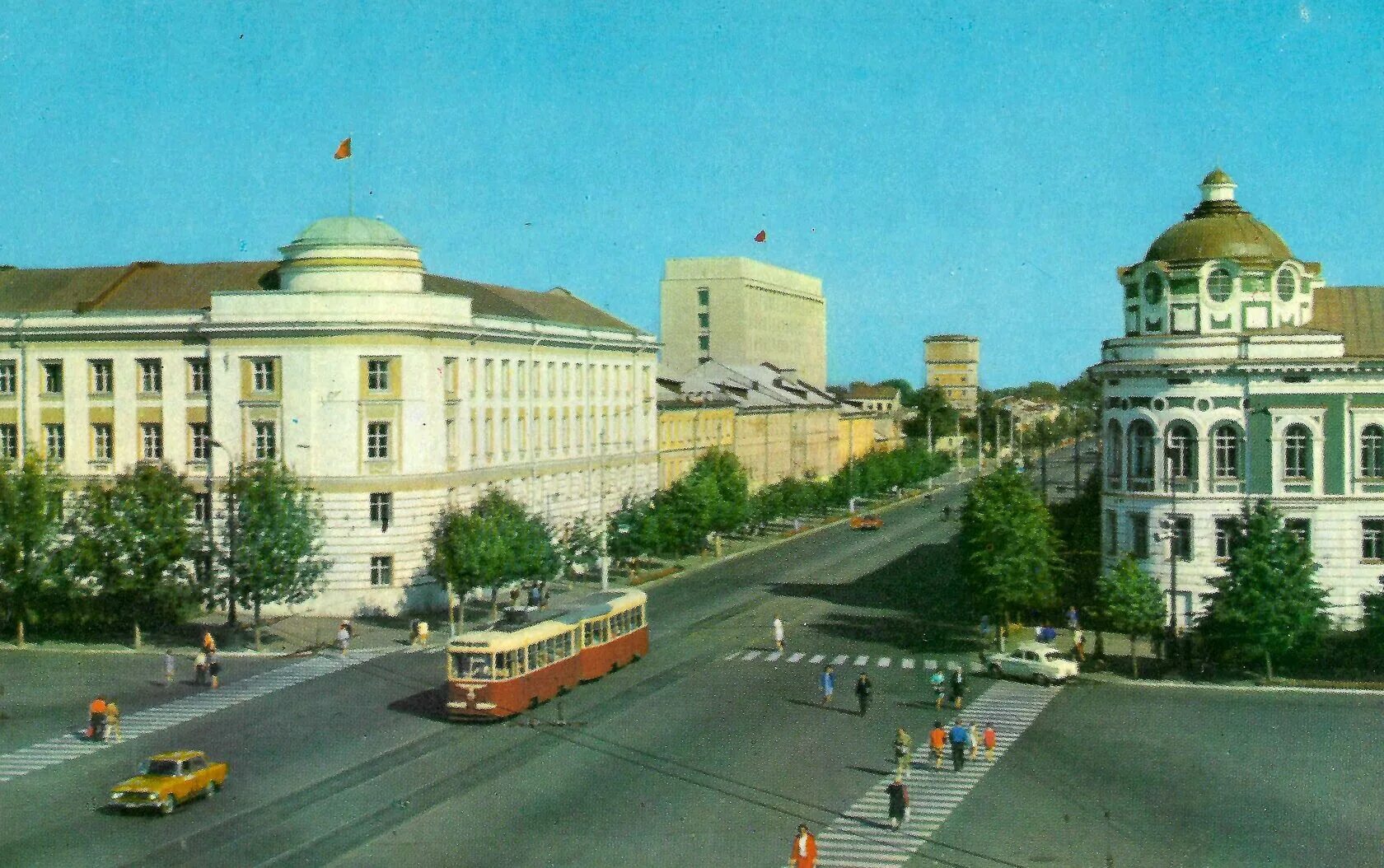 Как в советское время назывался город тверь