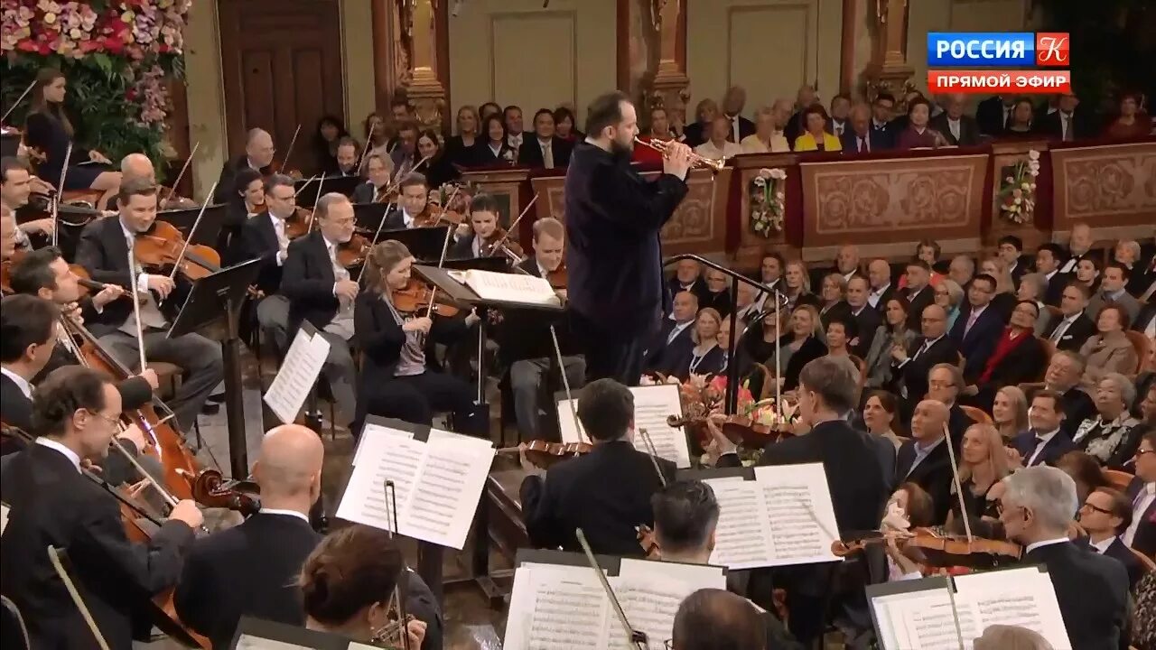 Венский симфонический оркестр новогодний концерт. Концерт венского филармонического оркестра 1 января. венский филармонический оркестр новогодний концерт 2025.