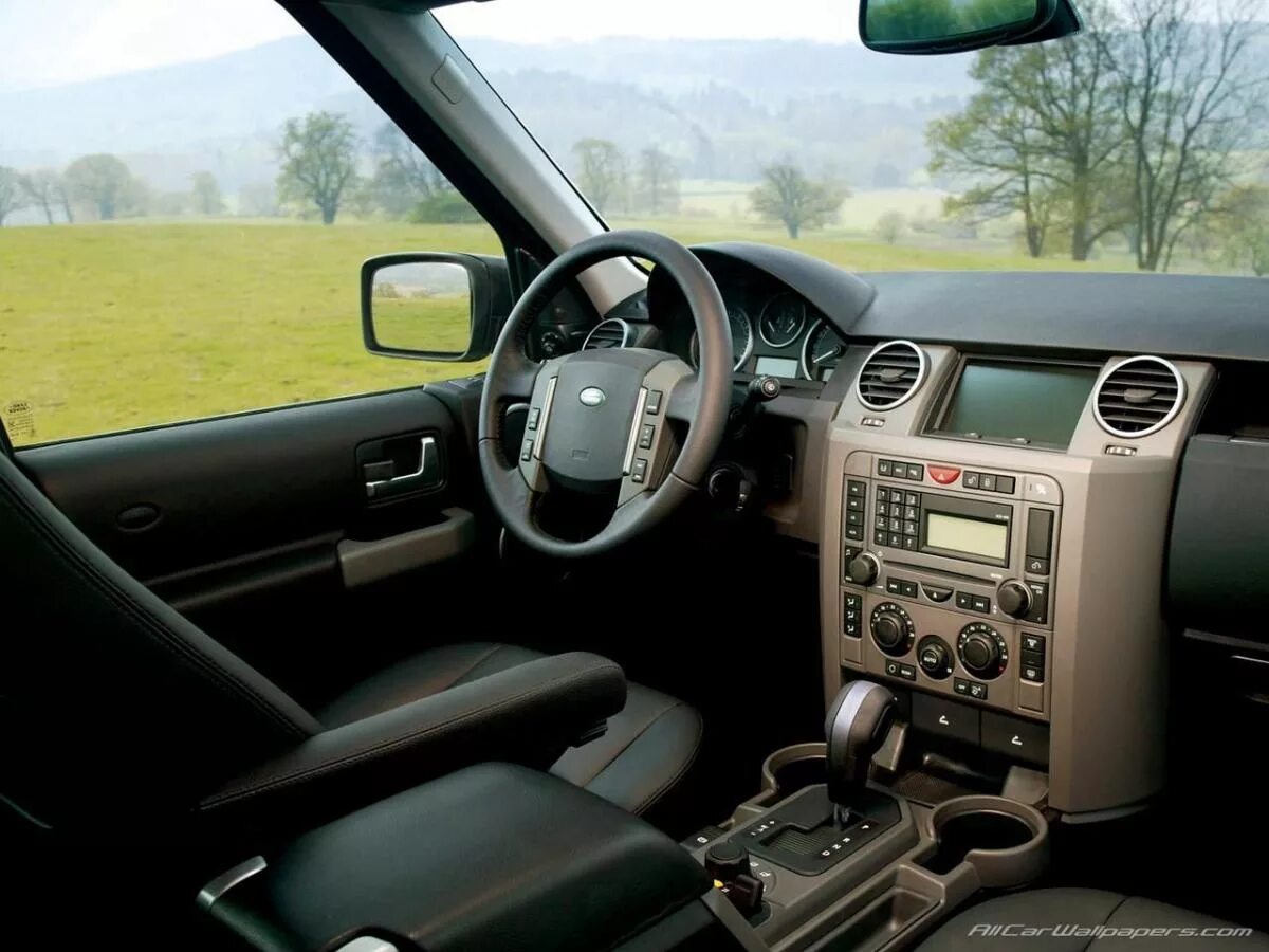 Дискавери 4 2.7 дизель. Land Rover Discovery 3 2009. Land Rover Discovery 4 Interior. Land Rover Discovery III 2009 салон. Ленд Ровер Дискавери 3 салон.