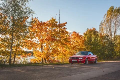 Фото с машиной осенью