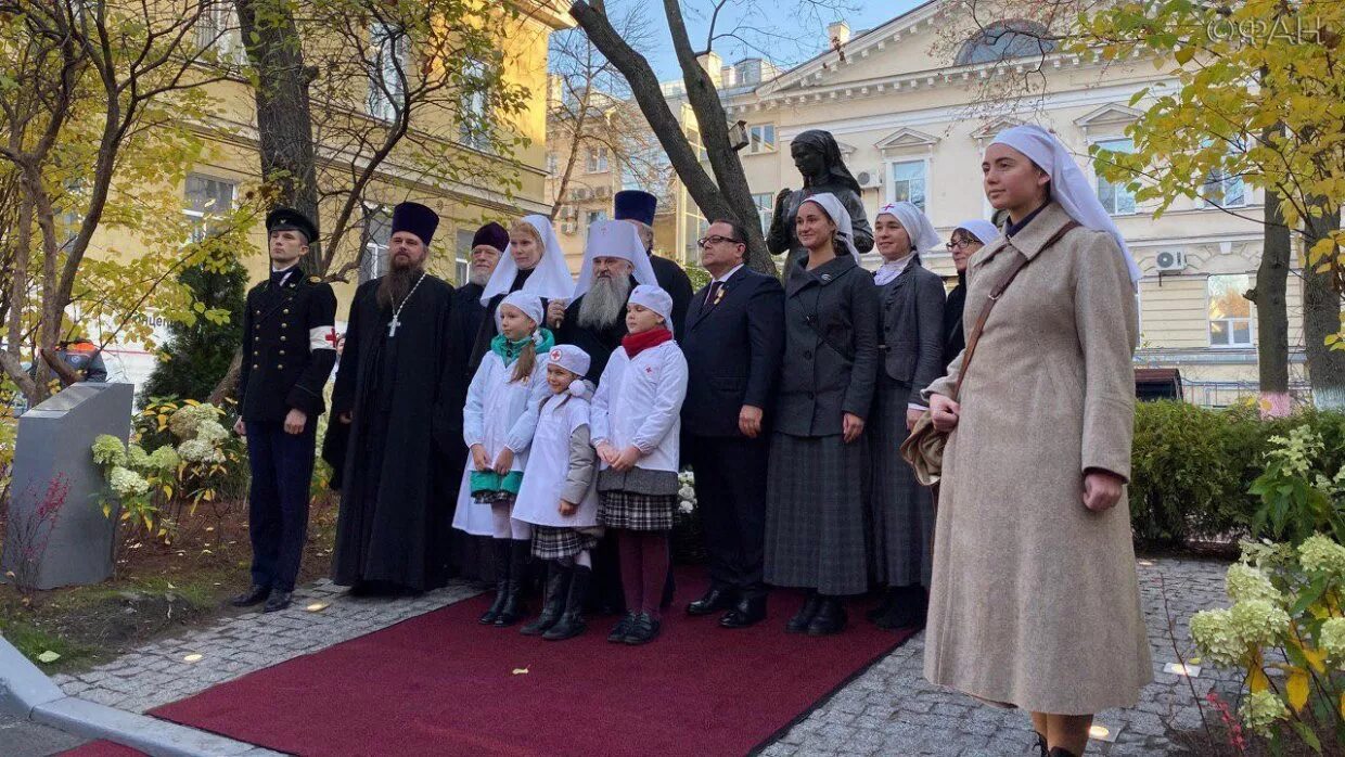 Городская больница святой магдалины. 2 Больница Марии Магдалины. Детская городская больница 2 св Марии Магдалины СПБ. Святой Марии Магдалины больница на Васильевском острове. Больница Марии Магдалины Санкт-Петербург памятник.