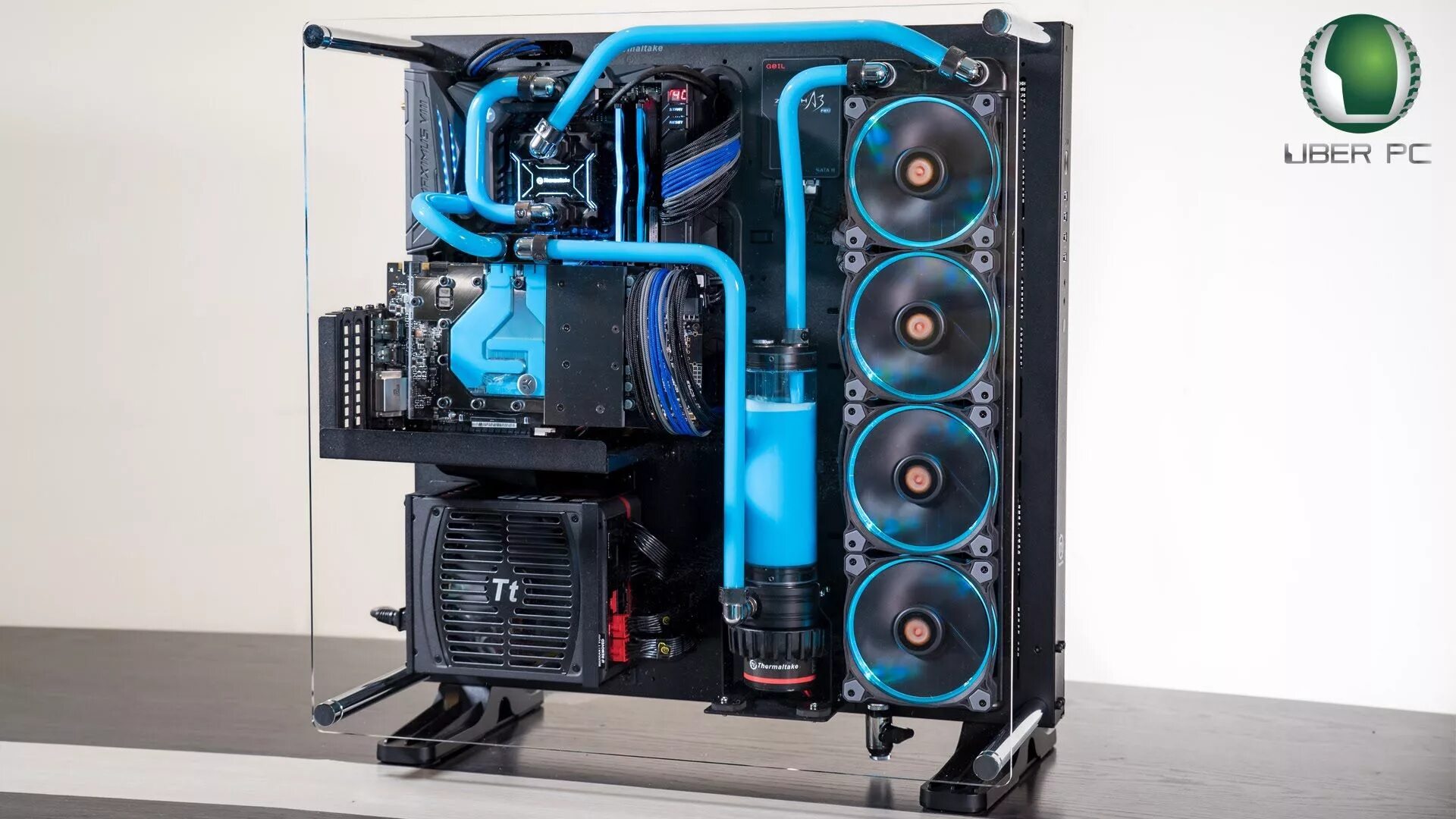 Что происходит на сво в данный момент. Корпус Thermaltake Core p5. Термалтейк Core p5 корпус. Thermaltake Core p5 Green. Thermaltake Core p5 сборка.