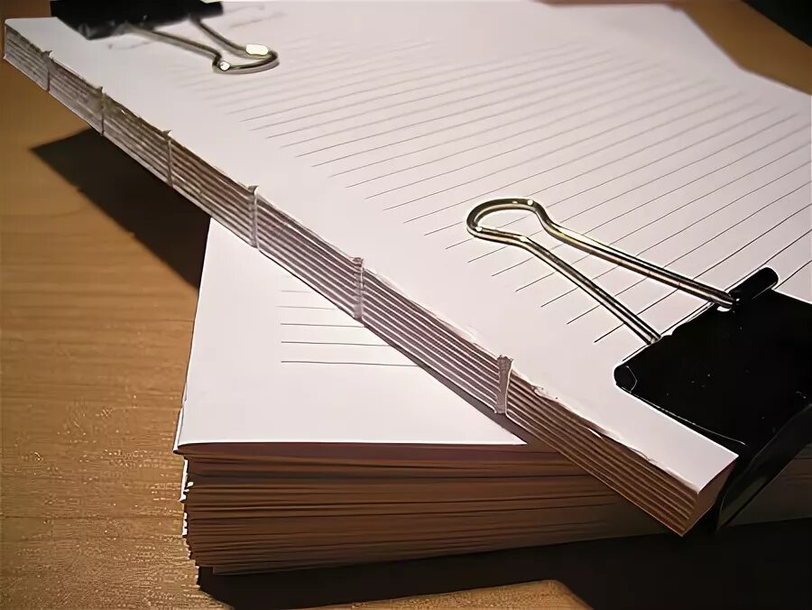 Как напечатать книгу в домашних условиях. Как скрепить листы а4 в книгу. Сшитый переплет. Сшивание страниц книги. Как скрепить листы а4 в книгу.