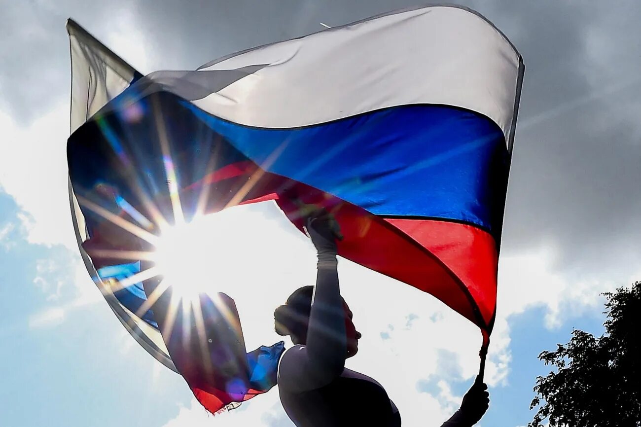 Патриотизм. Флаг России. Россия патриотизм. Патриотический флаг.