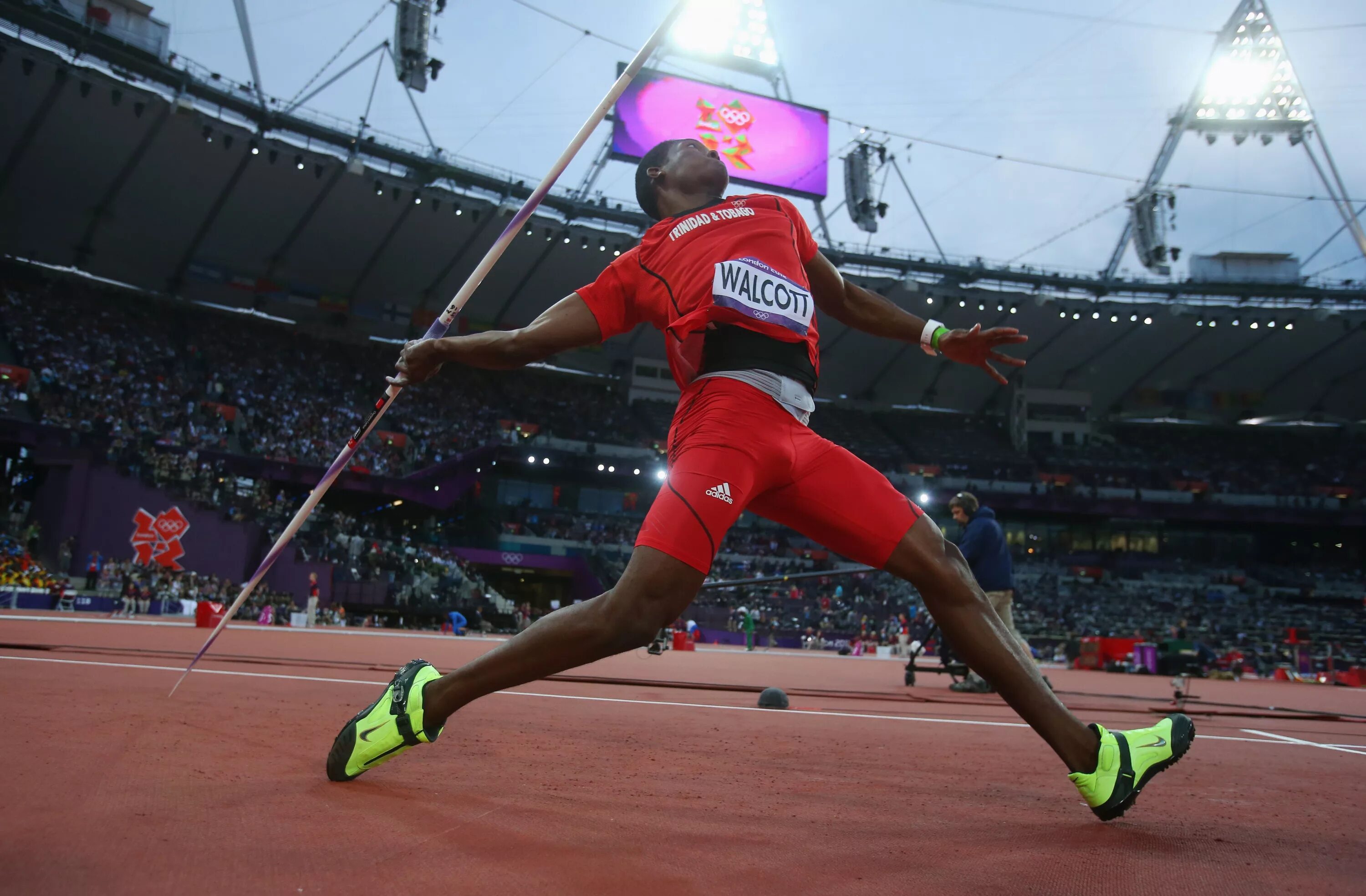 Метание чемпионы. Кешорн Уолкотт. Javelin-throwing Olympiad. Копье легкая атлетика. Метание копья в легкой атлетике.