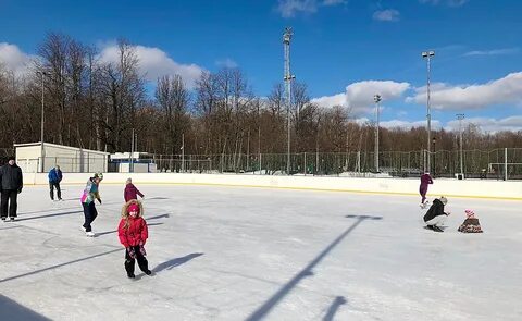 Парк космонавтов каток