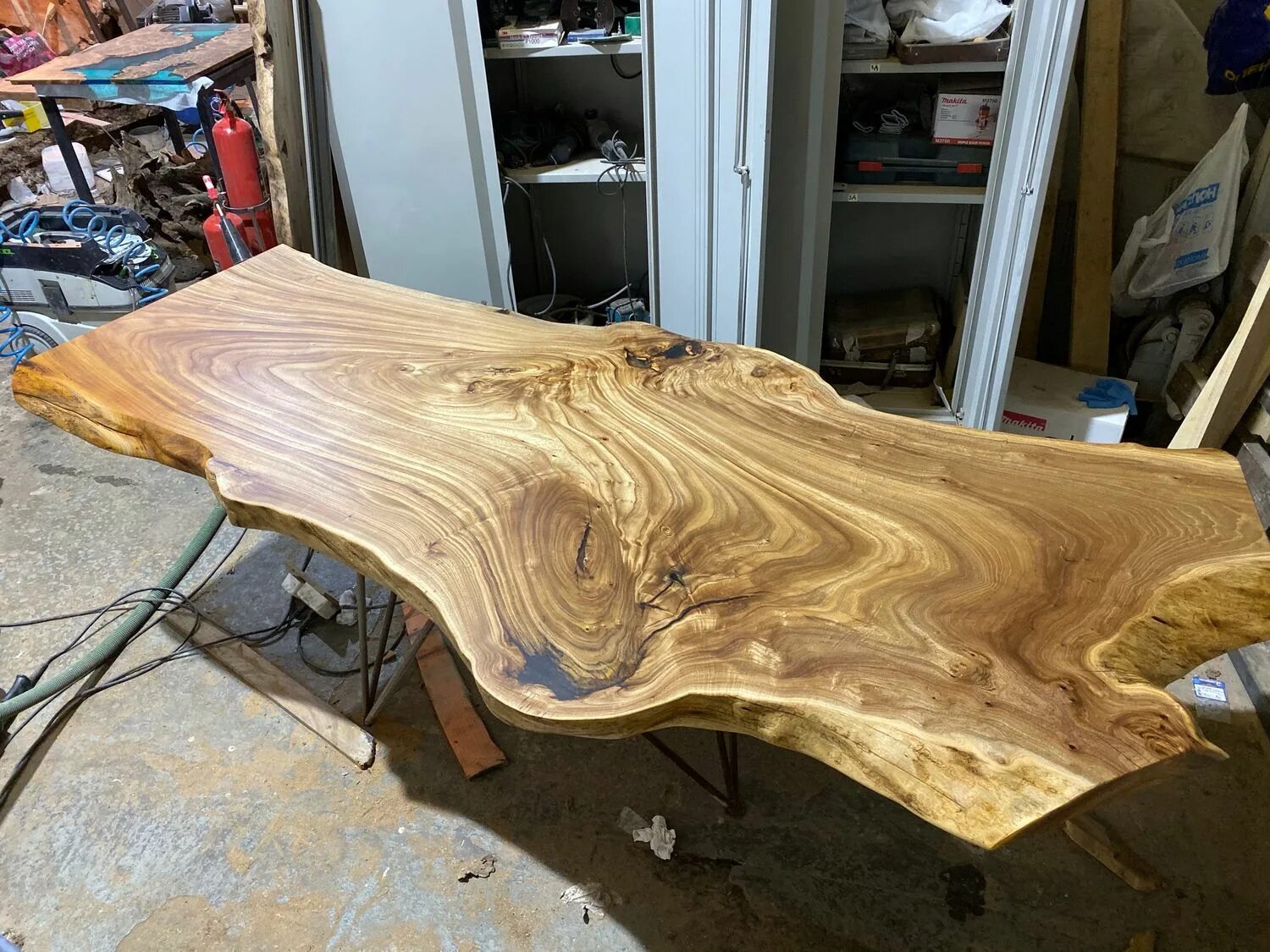 слэб сосны. мебель из слэба и эпоксидной смолы. столешница из слэба карагача. слэб палисандр. слэб лиственницы.