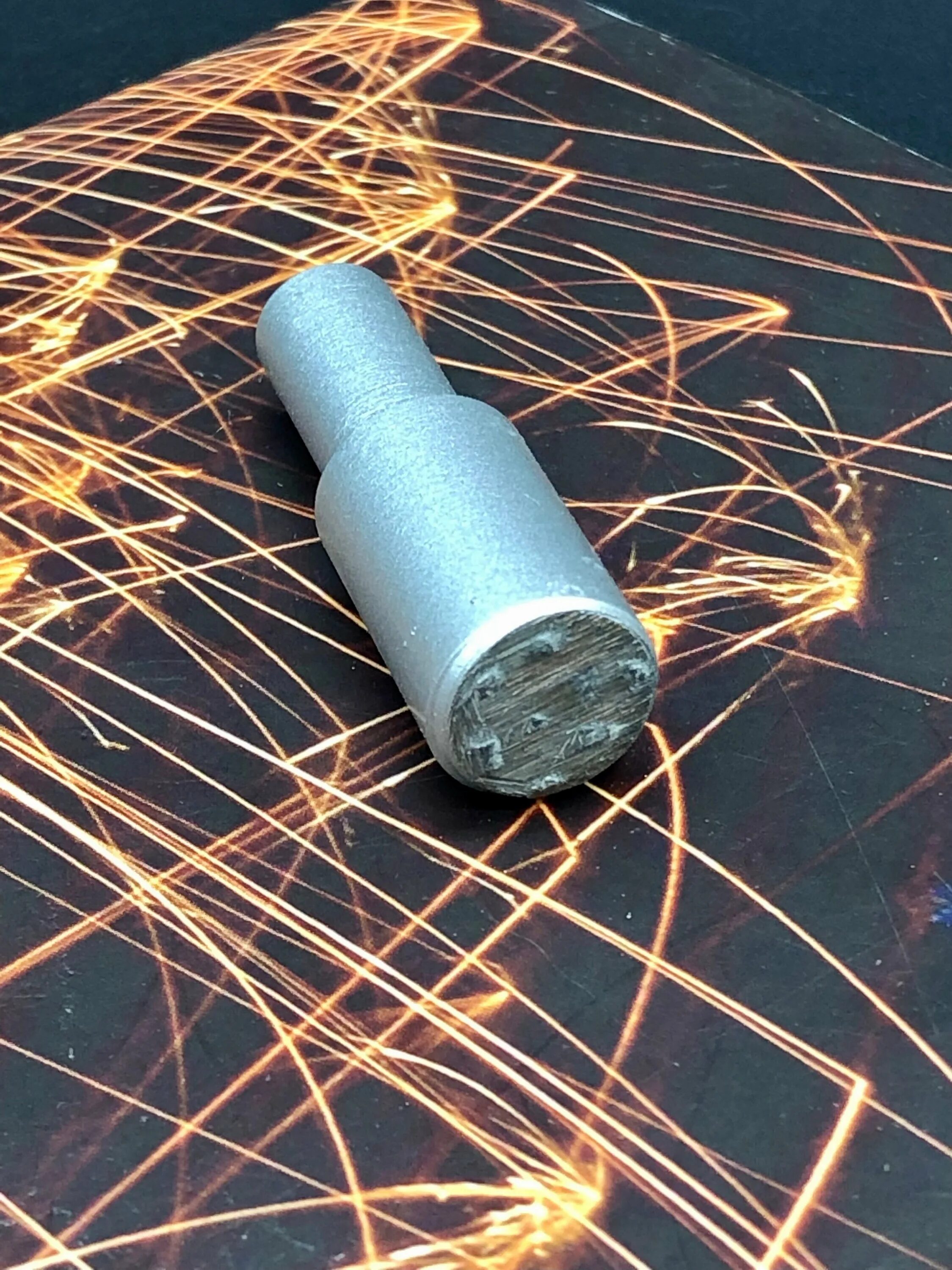 правка кругов алмазным карандашом. правка кругов алмазным карандашом. карандаш алмазный 3908-0084-2. корундовый карандаш для правки шлифовальных кругов. алмазный карандаш для правки абразивных.