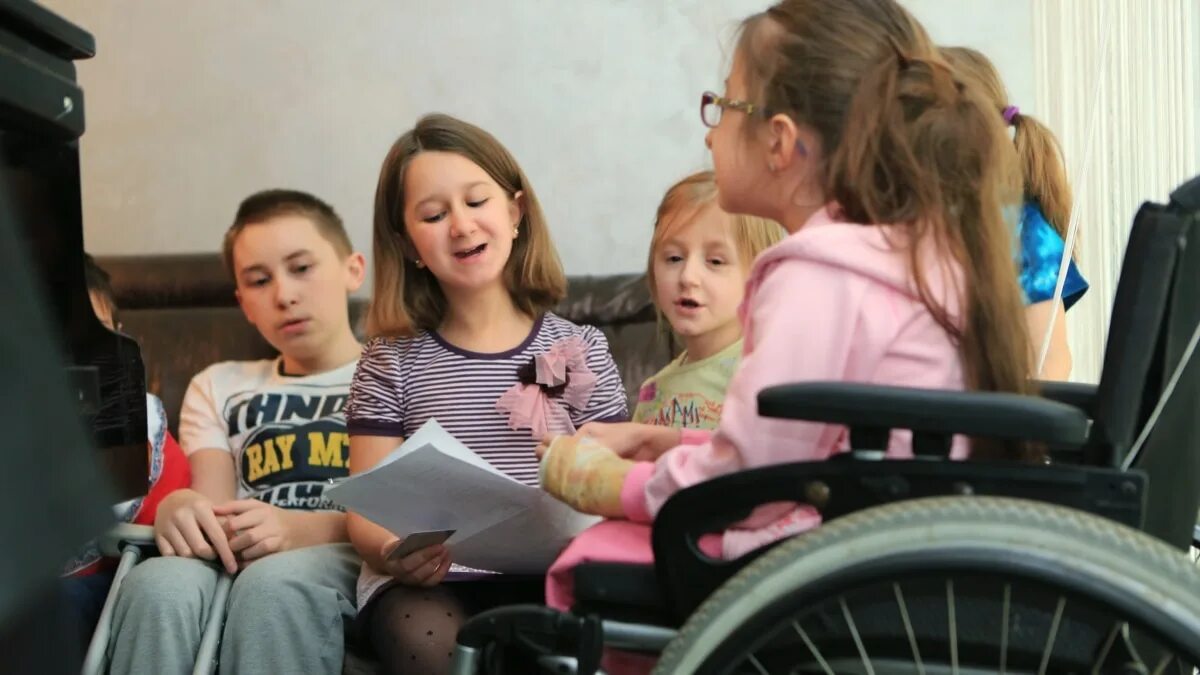 Обучение особых детей. Дети с овз. общение с детьми инвалидами. общение детей с овз. дети с ограниченными интеллектуальными возможностями.