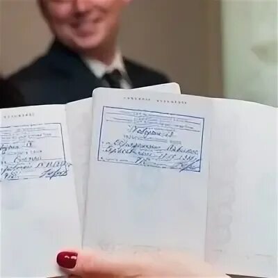 Можно прописать человека без его присутствия
