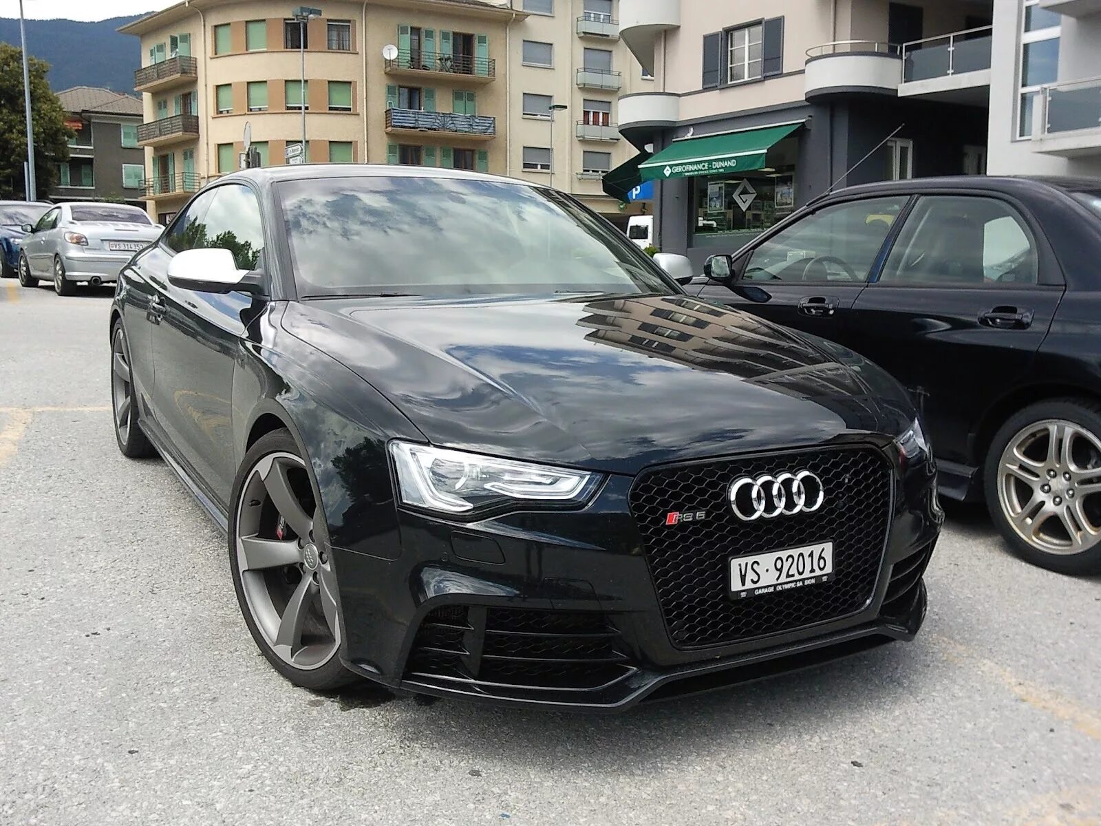 Купить ауди владивосток. Ауди rs5 2011. Audi rs5 2012. Audi rs5 Sportback. Audi rs5 Рестайлинг.