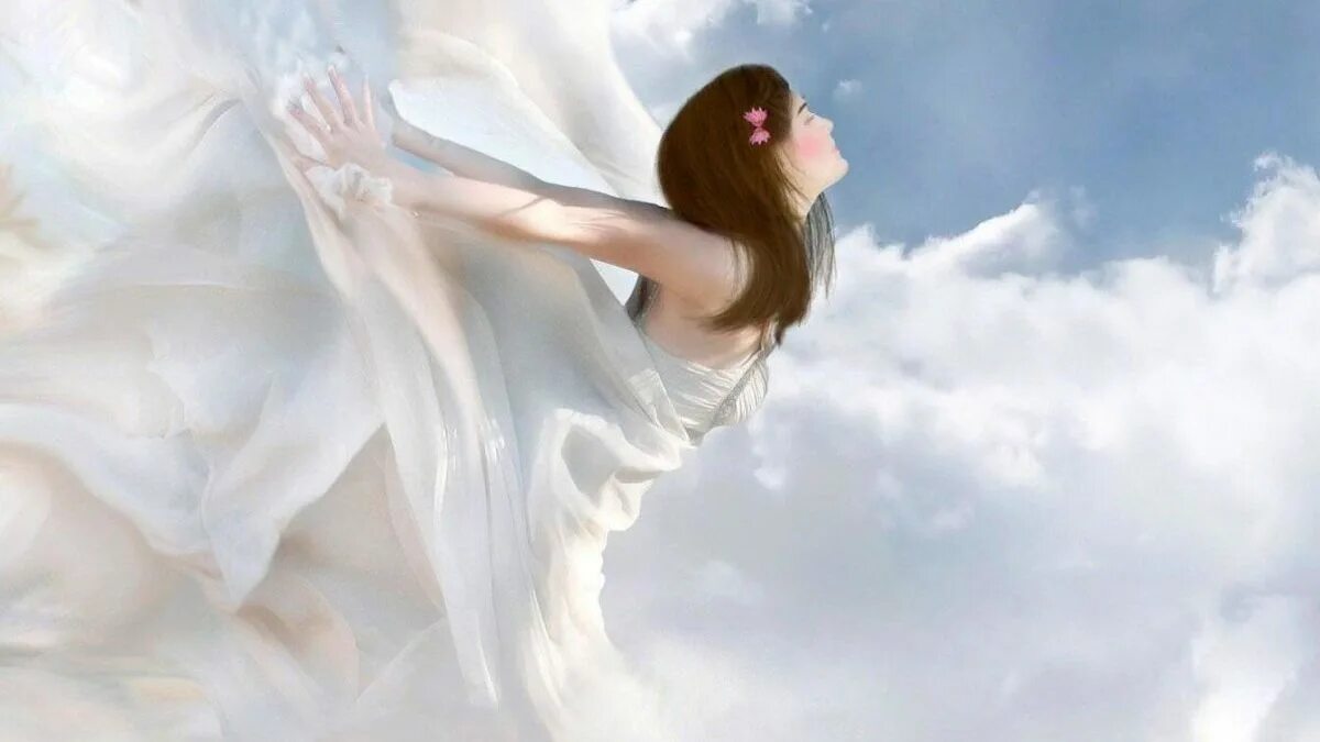 Соник летать. Девушка в облаках. Ангел на облаке. Летать в облаках. Летящий ангел.