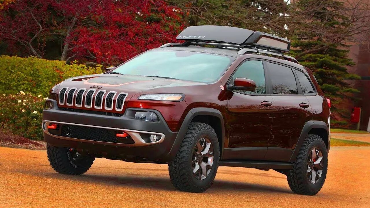 Cherokee 2019. Джип компас 2019. Jeep grand cherokee wk2 off road. Фаркоп на гранд чероки wk2. Mopar jeep cherokee.