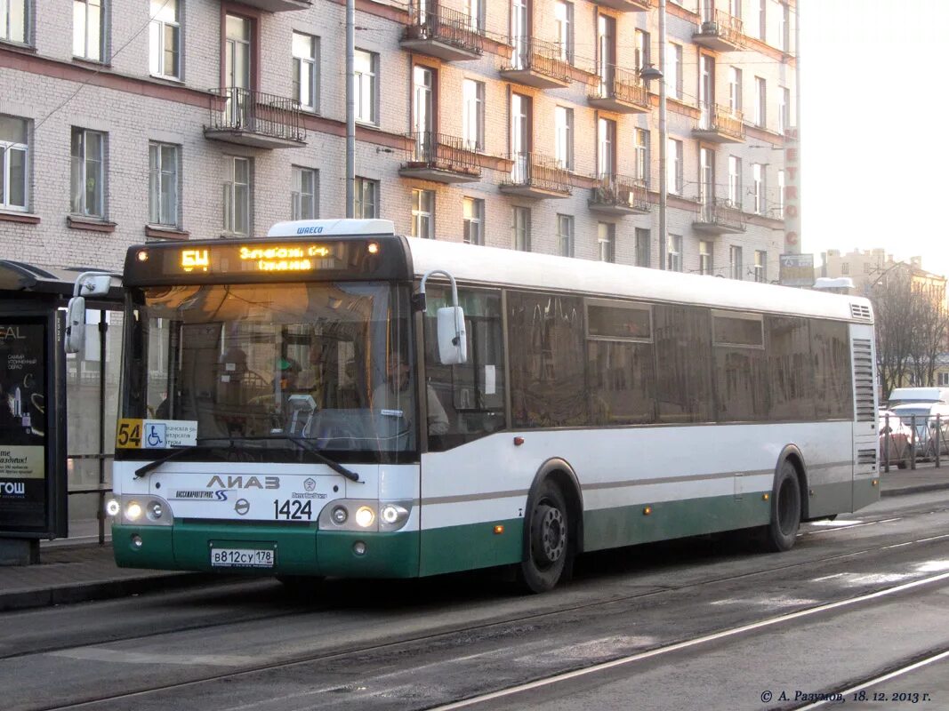 Спб 76. Автобус 76 СПБ. Автобус 54 СПБ. Автобус 60 СПБ. Автобусы Санкт-Петербург фары.