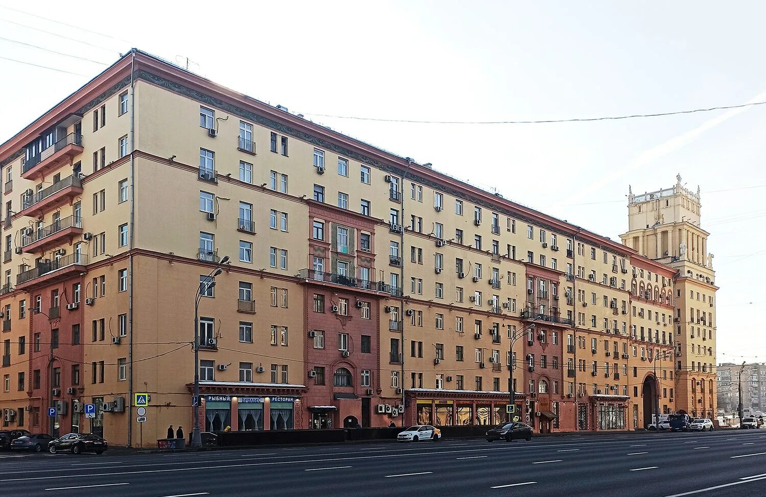 Буревестник здание москва. Здание нижполиграфа. Библиотека имени ленина щуко. Отечественный архитектор 4. Здание нижполиграфа.