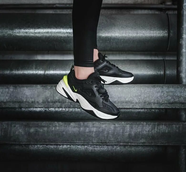 Черные кроссовки 2024. Nike m2k Tekno женские. Nike m2k Black. Nike m2k Tekno Black. M2k Tekno Nike uk.
