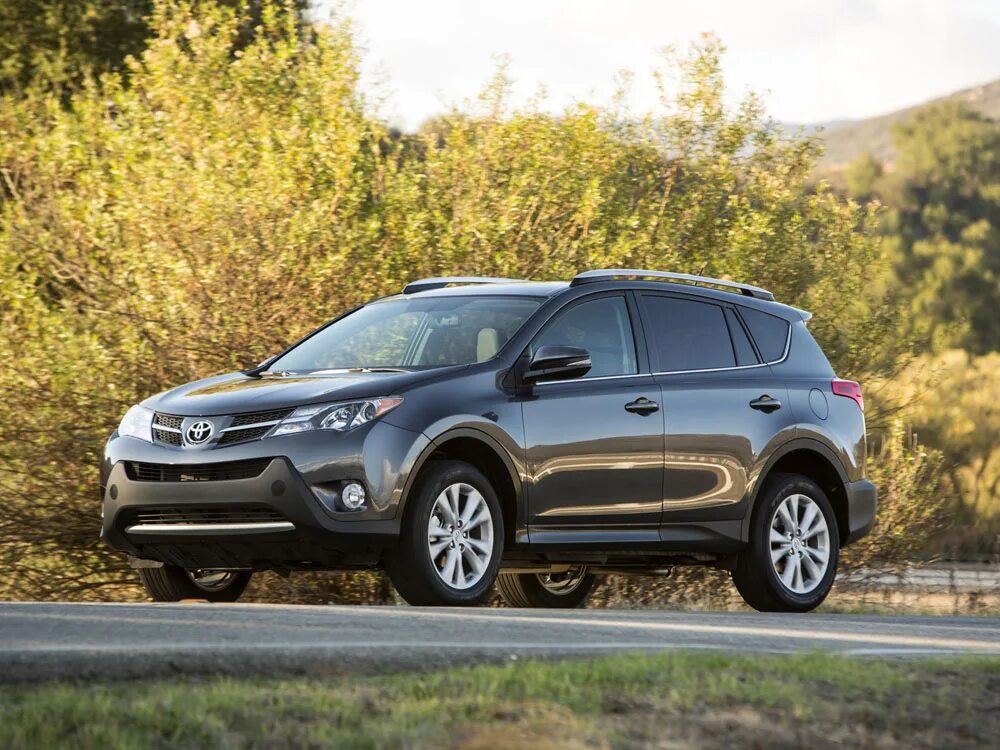 Toyota rav4 2013. Тойота рав 4 2013. Toyota rav4 2014. Тойота рав 4 2014. Тойота рав 4 год выпуска 2014