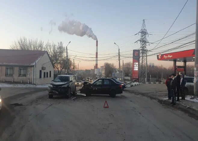 Самара ситуация сегодня. Самара ситуация сегодня. Дтп ноябрь мазда самара. Самара ситуация сегодня. Аварийные ситуации самара.