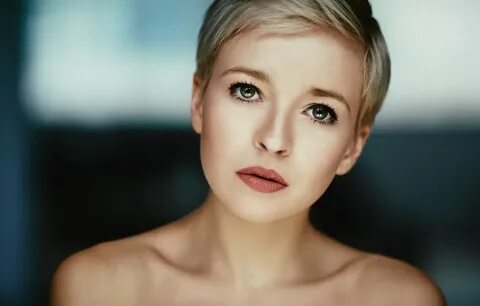 Bare eyed