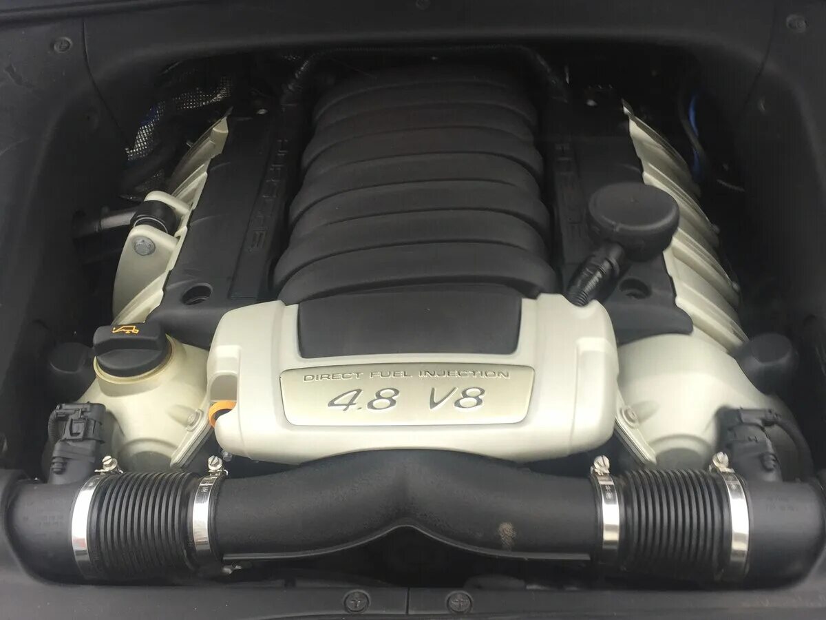 Порше кайен какой двигатель. Двигатель Porsche Cayenne 4.8. Мотор Порше Кайен 958 4.8. Двигатель Porsche Cayenne 957. Порше Кайен 957 4.8 Turbo.