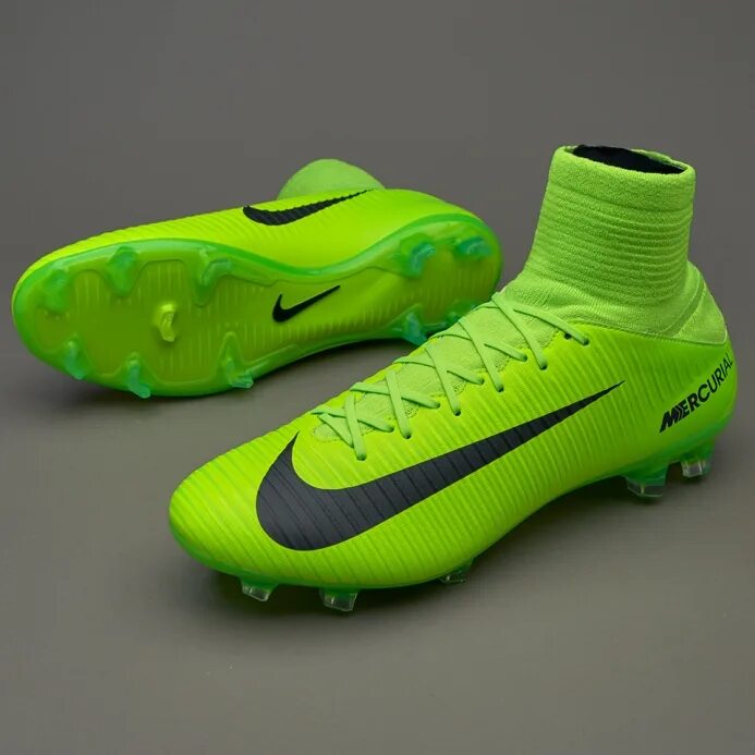 Бутсы найк с носком. Nike Mercurial Superfly 5 Green. Найк меркуриал зеленые. Nike Mercurial Superfly FG. Бутсы найк меркуриал зеленые.