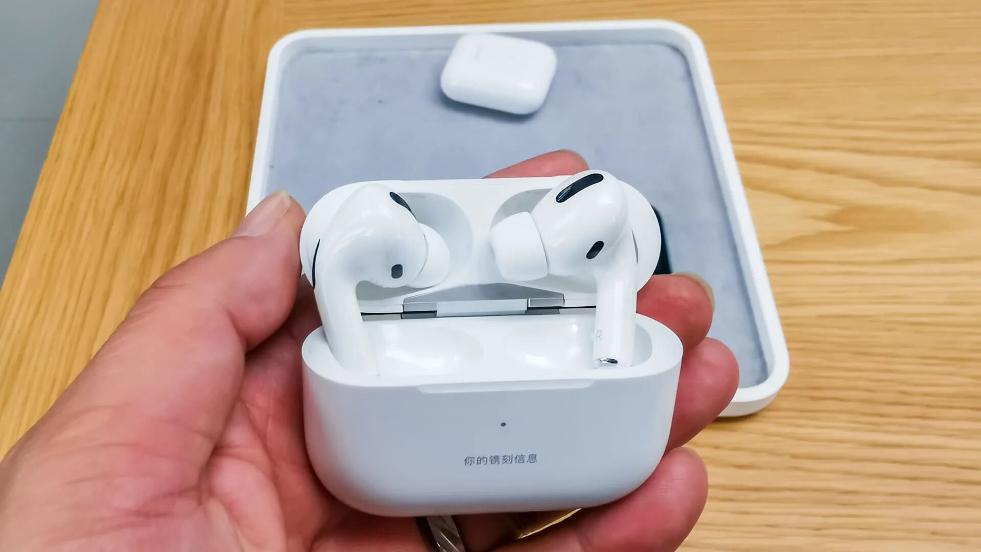 Apple AIRPODS Pro 2. Аирподс 3 комплектация. Apple AIRPODS Pro 2 коробка. AIRPODS Pro 2021. Airpods страны