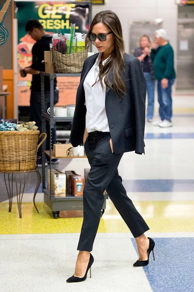 Сара джессика паркер икона стиля. Джессика альба street style. Ева лонгория луки. Оливия уайлд кэжуал. Сара джессика паркер образы.