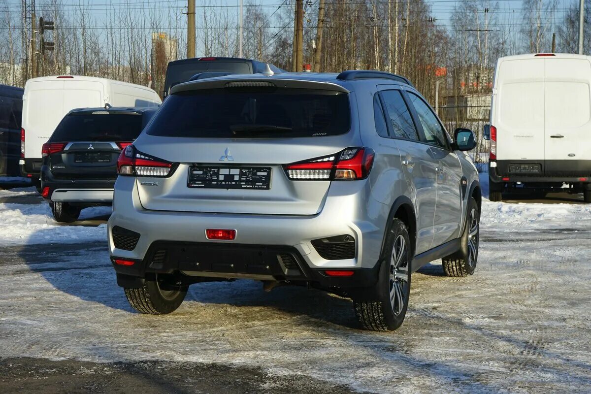 Купить новую митсубиси спб. Mitsubishi ASX 2.0 4wd.