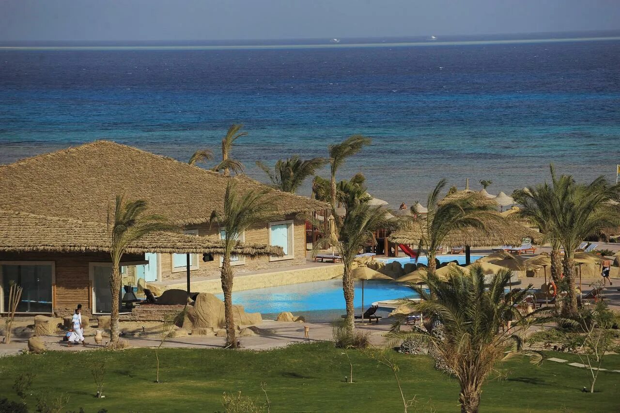 Amwaj blue beach soma. Albatros amwaj) 4*. Amwaj blue beach soma. Albatros beach club египет. Albatros beach club abu soma 4.