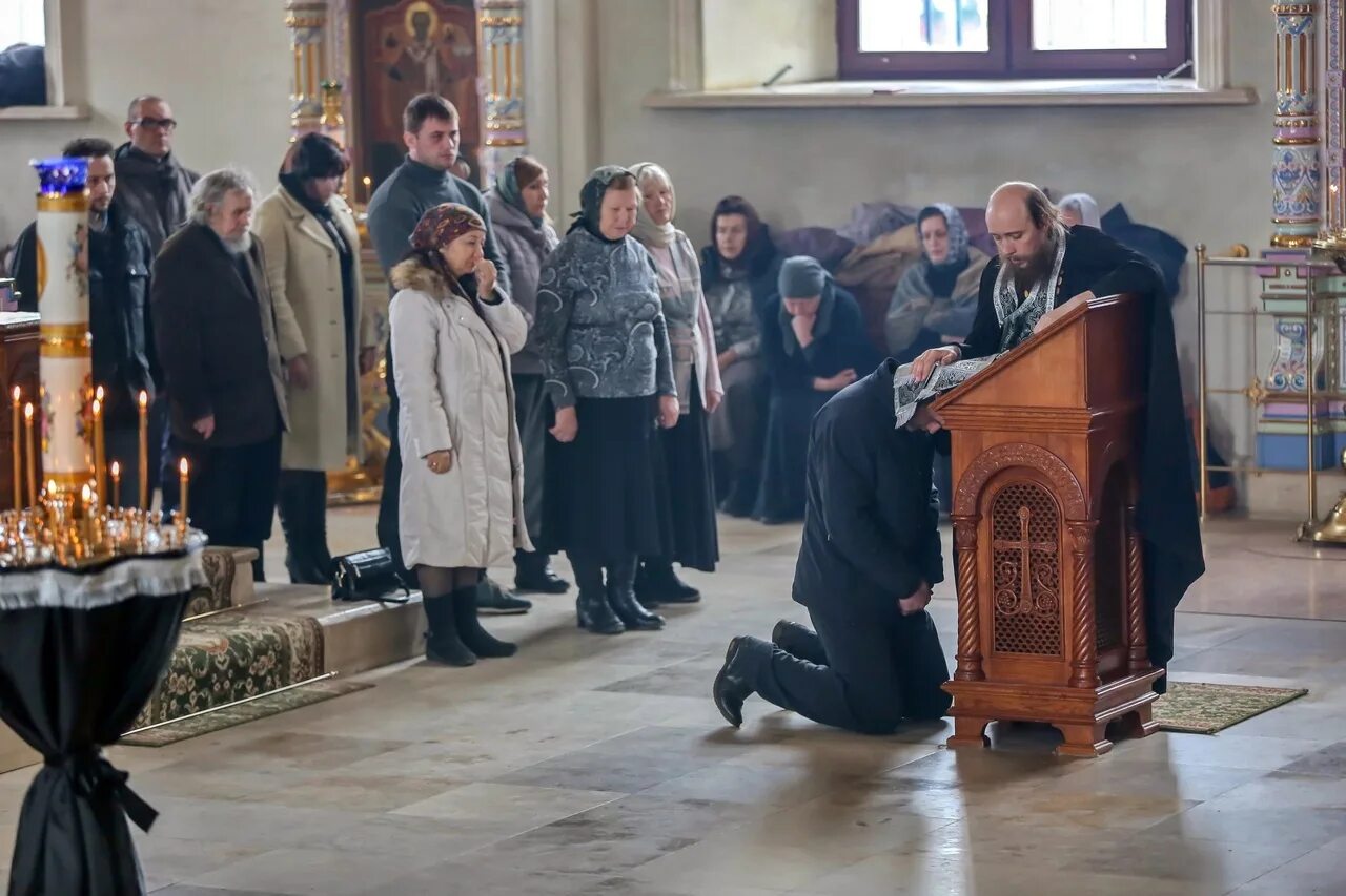 Пастырь не удержался перед формами. Таинство исповеди в православии. Покаяние (Исповедь)Confession. Покаяние Великий пост Исповедь. Епитрахиль Исповедь.