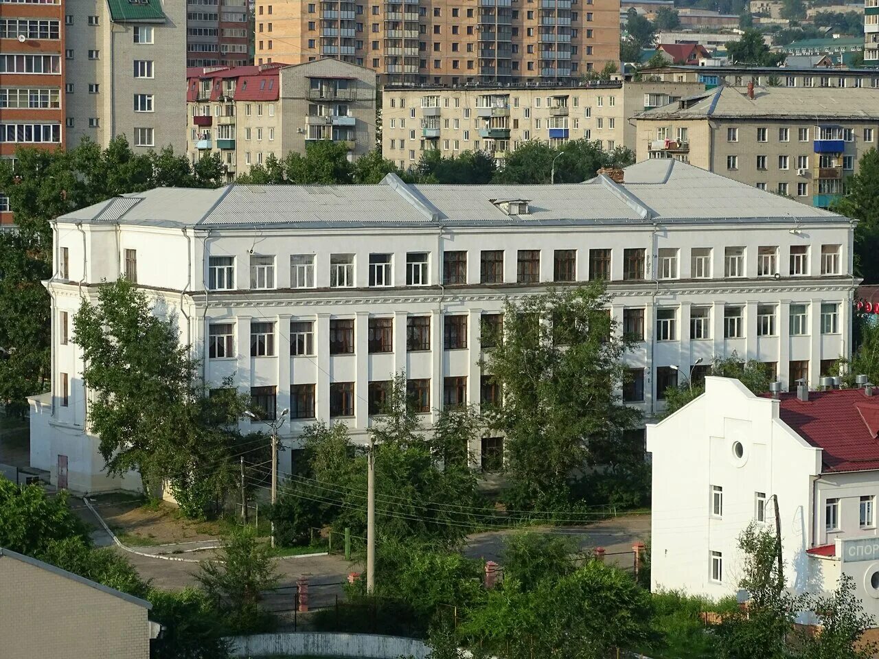 Сосновый бор чита. Школа номер 5 чита. Сош номер 16 чита. 9 школа чита. Школа 1 чита.