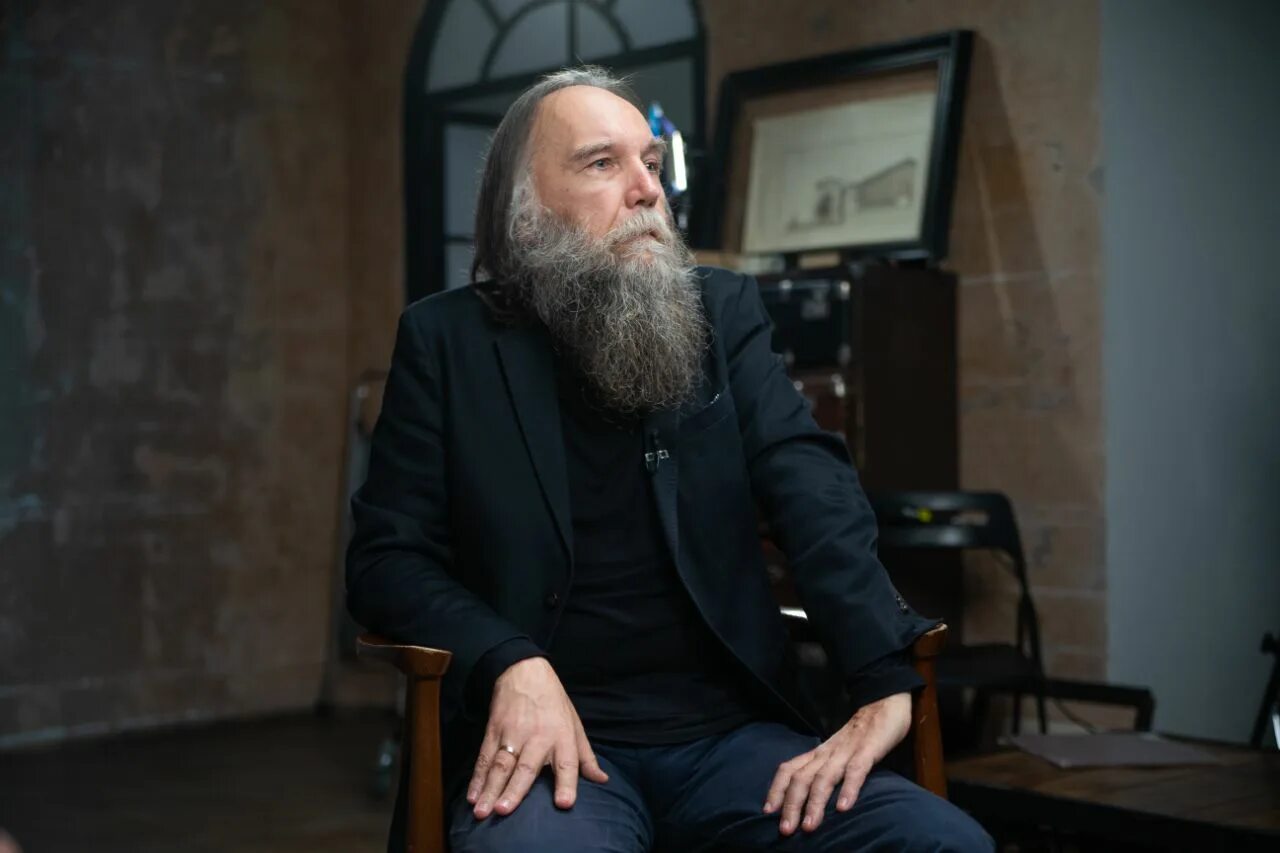 Дугин лекции. Дугин мгу. Дугин лекции. Дугин лекции. Дугин и бугаев.