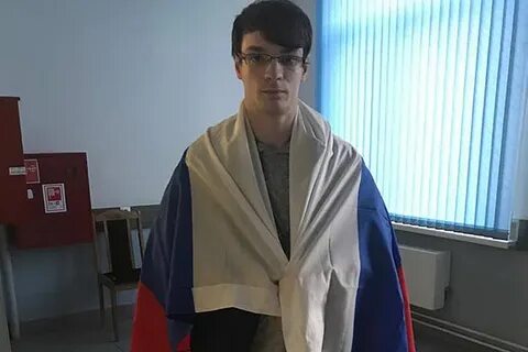 Сотрудники э