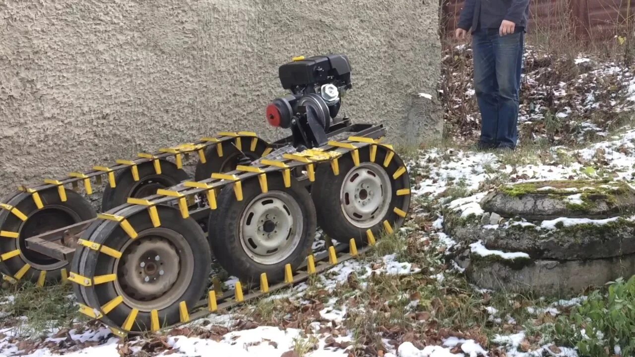 Сделать гусеничный трактор. Гусеничный минитрактор робинзон. гусеничный вездеход из мотоблока нева. самодельный гусеничный трактор кайман. гусеничный минитрактор &quot;экомпакт-гт&quot;.