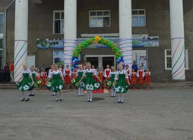 Село черниговка приморский край. Аэродром черниговка приморский край. Авиабаза черниговка приморский край. День села черниговка приморский край. День села черниговка приморский край.