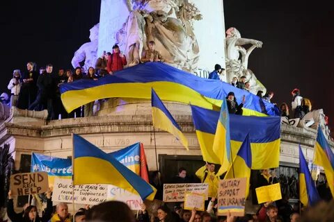 Франция февраль