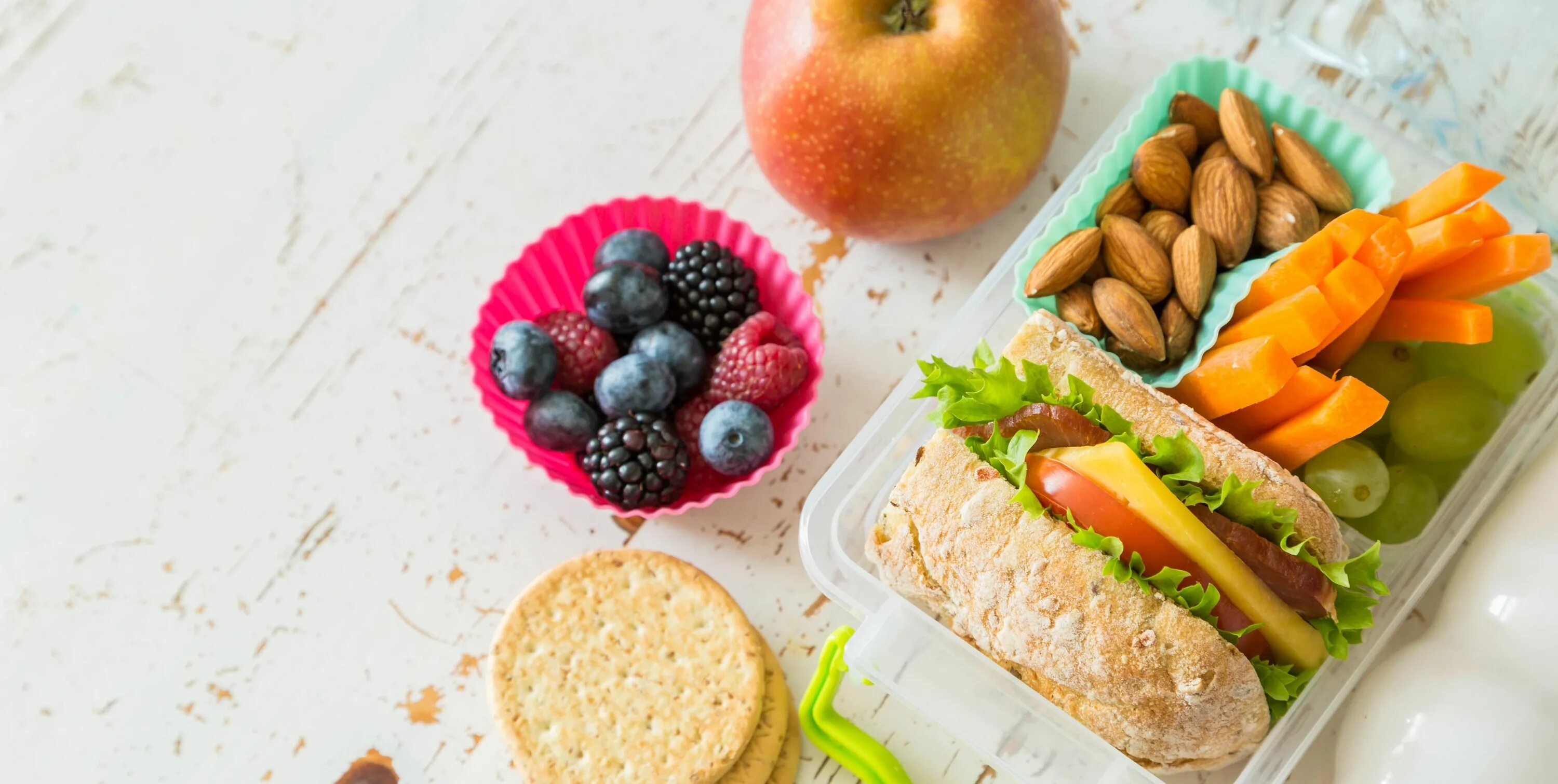 Поднос завтрак. Красивая подача завтрака. Breakfast options. Завтрак darling. Чем позавтракать утром.